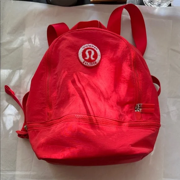 Lululemon Athletica Vibrant Red Backpack Mini Club Patch - Picture 1 of 5
